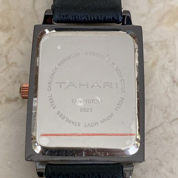 NEW Tahari Diamond Tank Style Quartz Watch Black & Rose Gold Faux Leather Strap - Picture 8 of 13